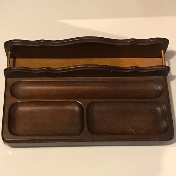 Vintage Valet Organizer - Picture 1 of 8